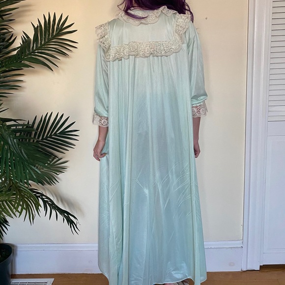 SOLD Mint Green Robe Vintage 60's - Picture 11 of 16